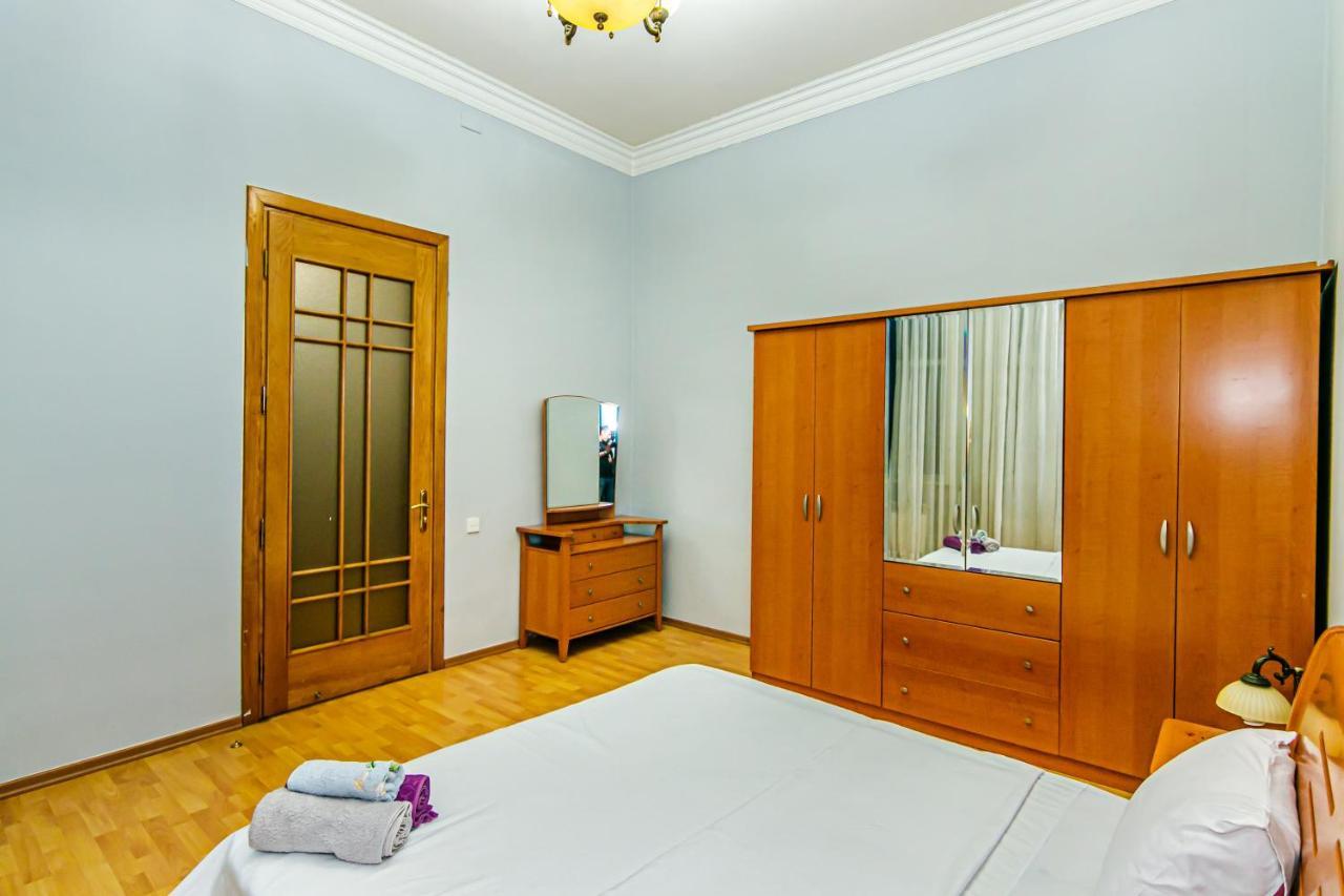 Rolls Royce Apartment Баку Екстериор снимка
