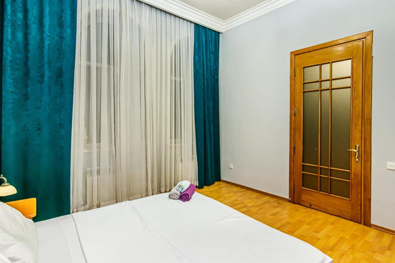 Rolls Royce Apartment Баку Екстериор снимка