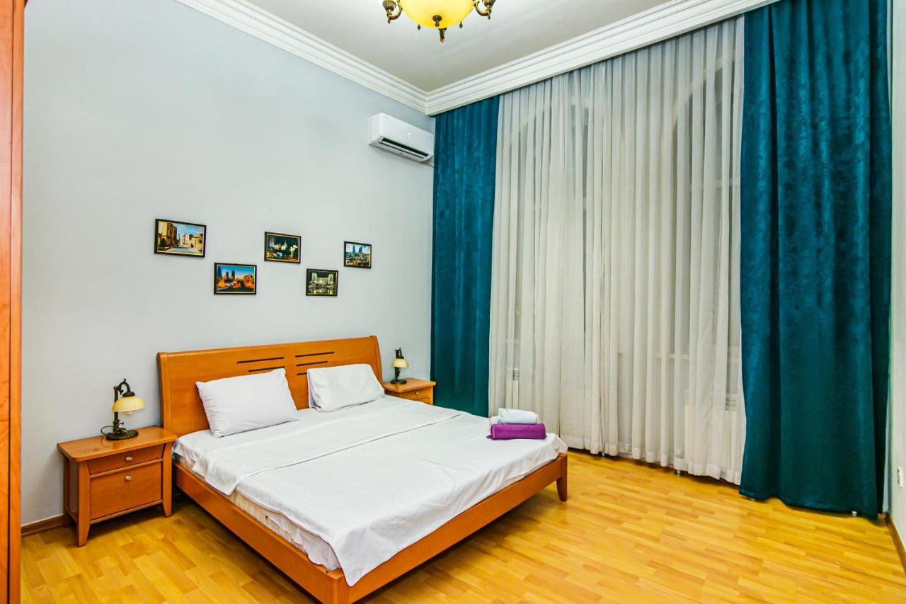 Rolls Royce Apartment Баку Екстериор снимка