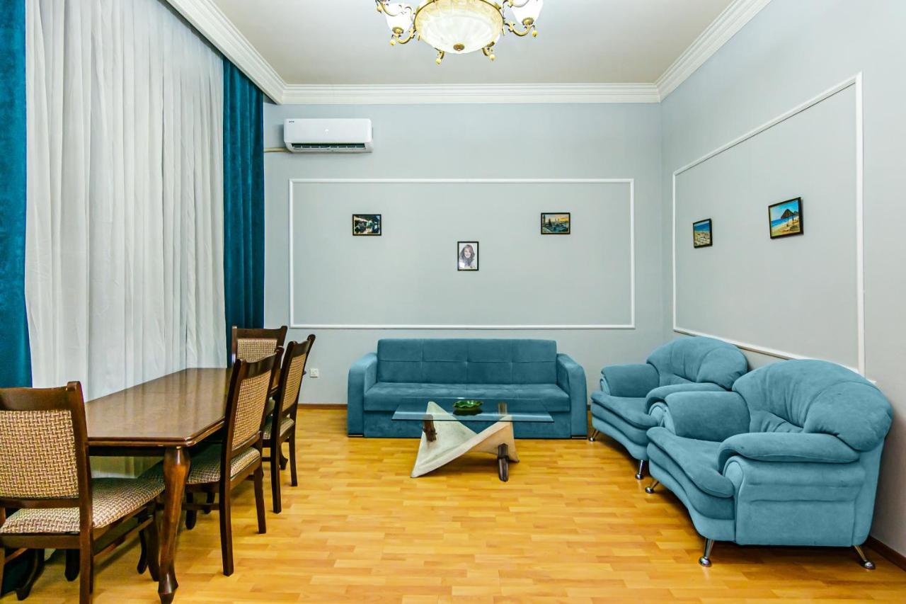 Rolls Royce Apartment Баку Екстериор снимка